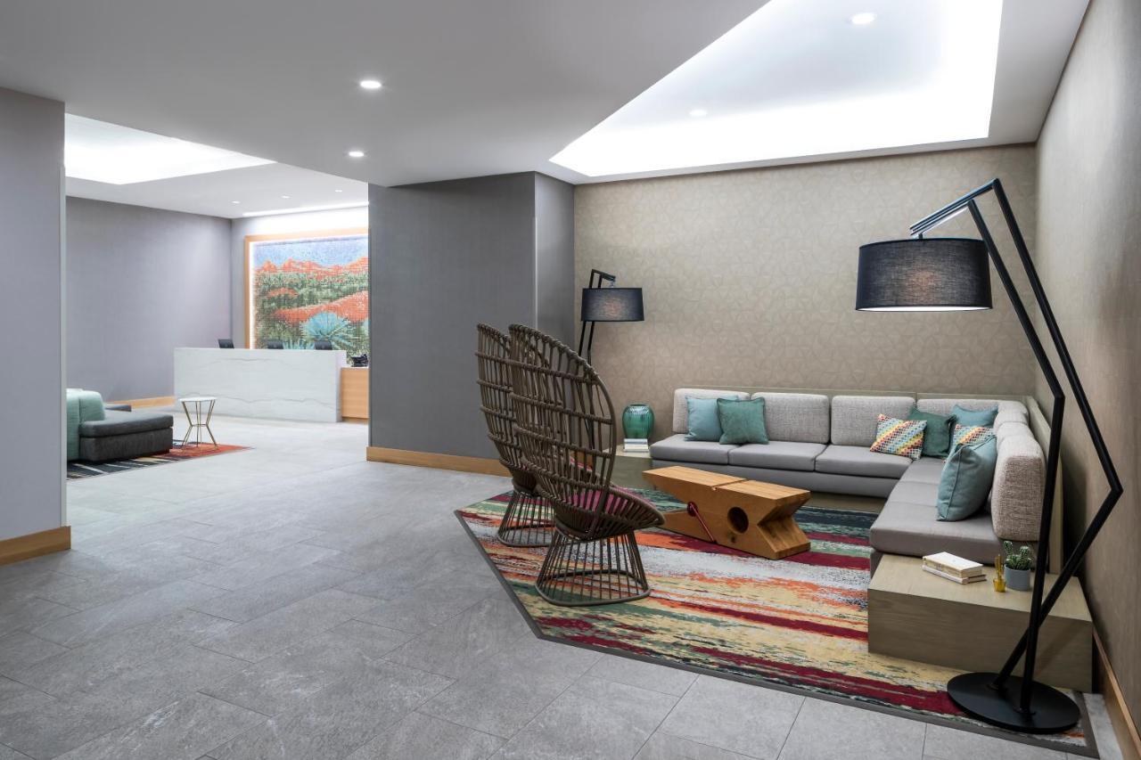 Hyatt House Phoenix Hotel